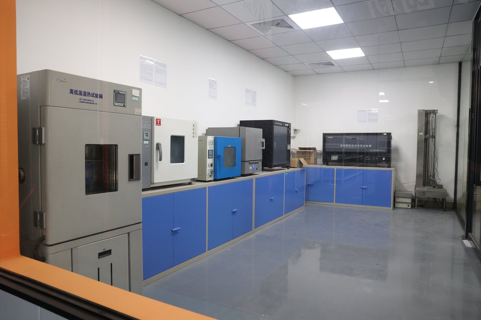 Environmental test equipment inside the Vesta factory evaluation room